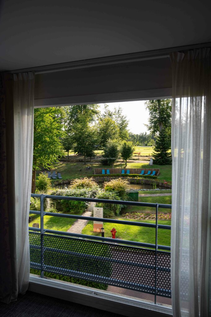 vue depuis la chambre au domaine de forges 