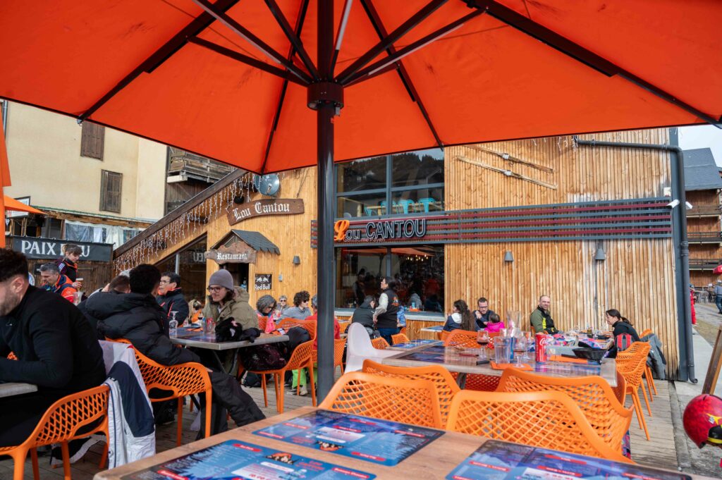 Restaurant de montagne à Bonascre, station de ski Ax 3 domaines 