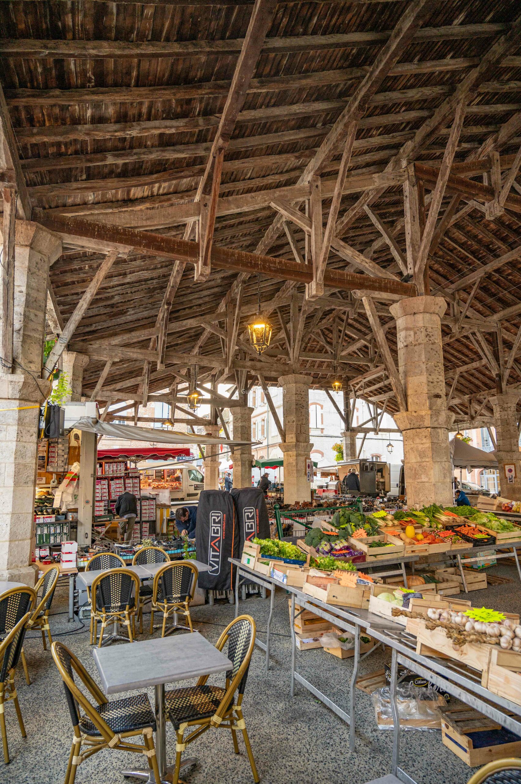 Le marché de Gimont - découvrir le Gers en train, Guillaume Payen Voyage