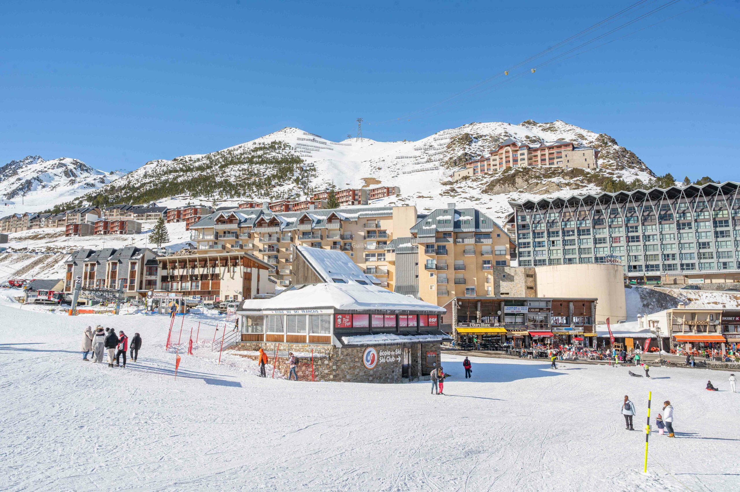 La mongie dans les hautes pyrénées accessible en train et en car - Guillaume Payen Blog Voyage