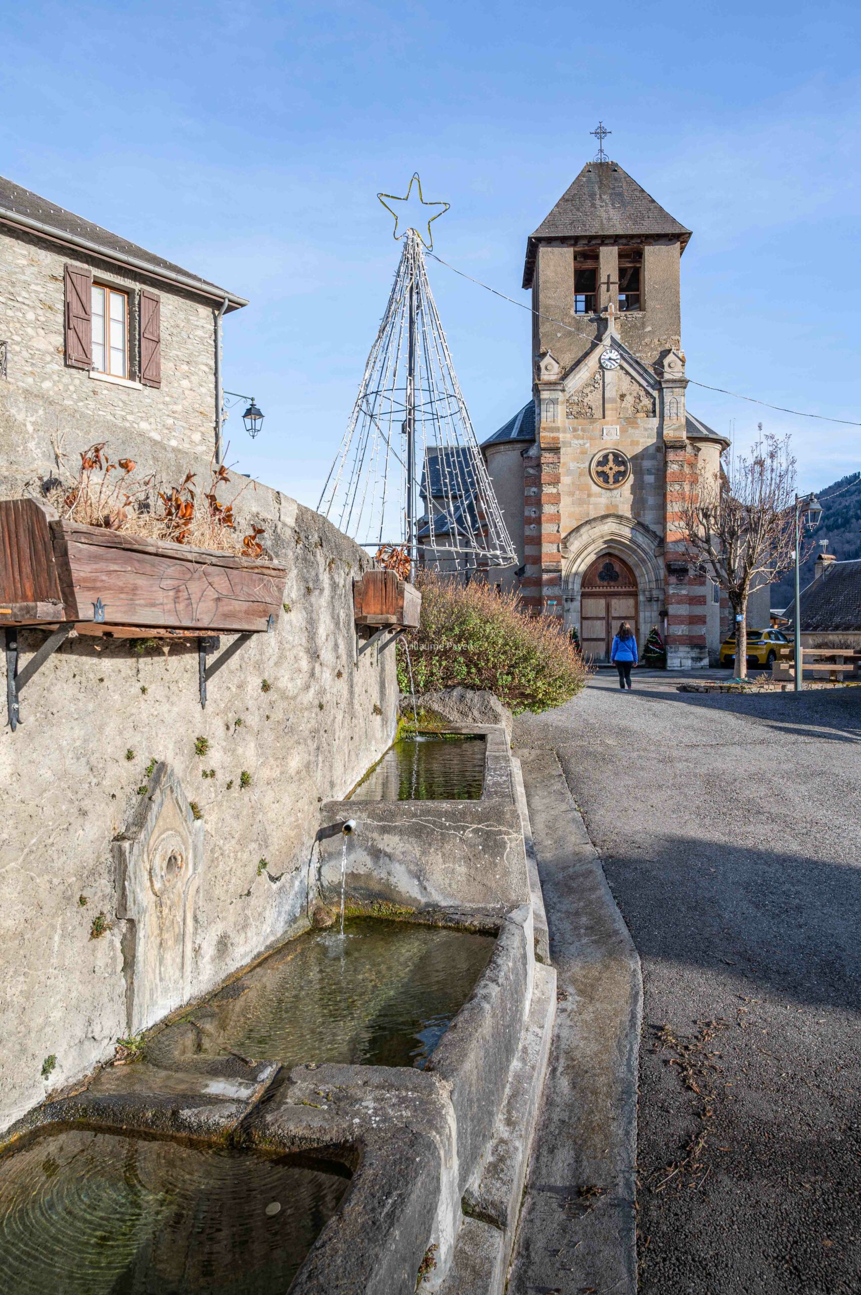 Castillon-de-Larboust beau village dans les Pyrénées 