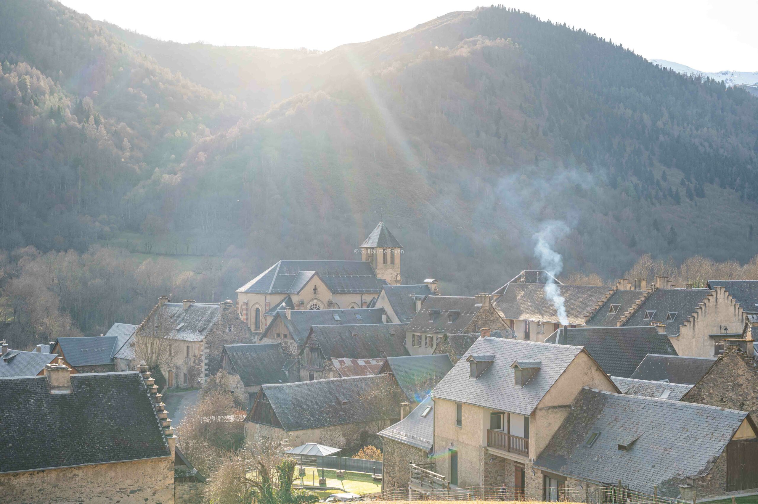 Castillon-de-Larboust beau village dans les Pyrénées 