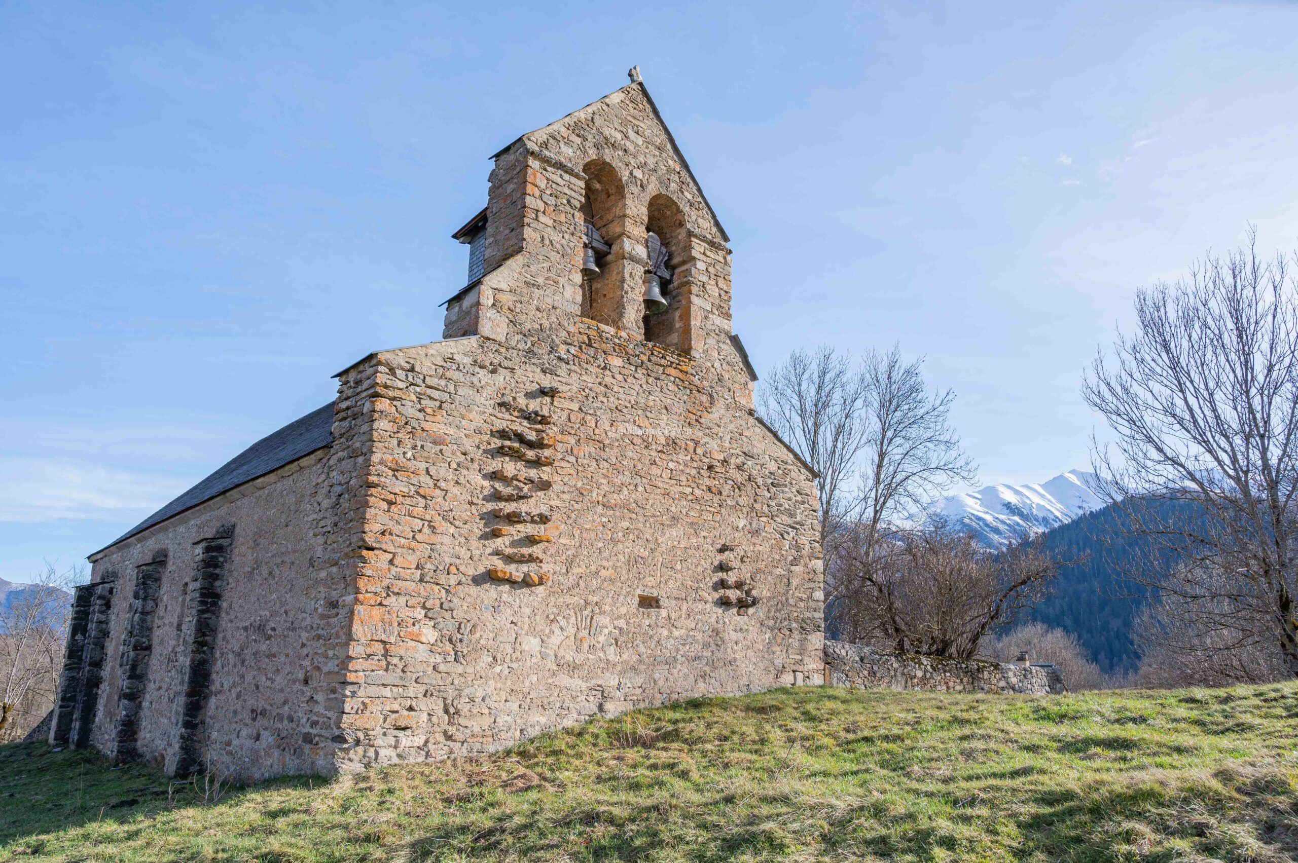 Chapelle Saint-Pé de la Moraine 