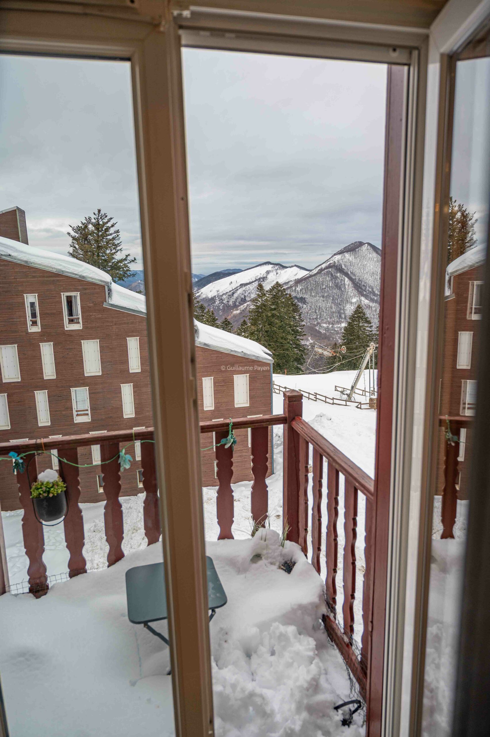Vue de l'intérieur d'un appartement Dormir dans la station de Guzet