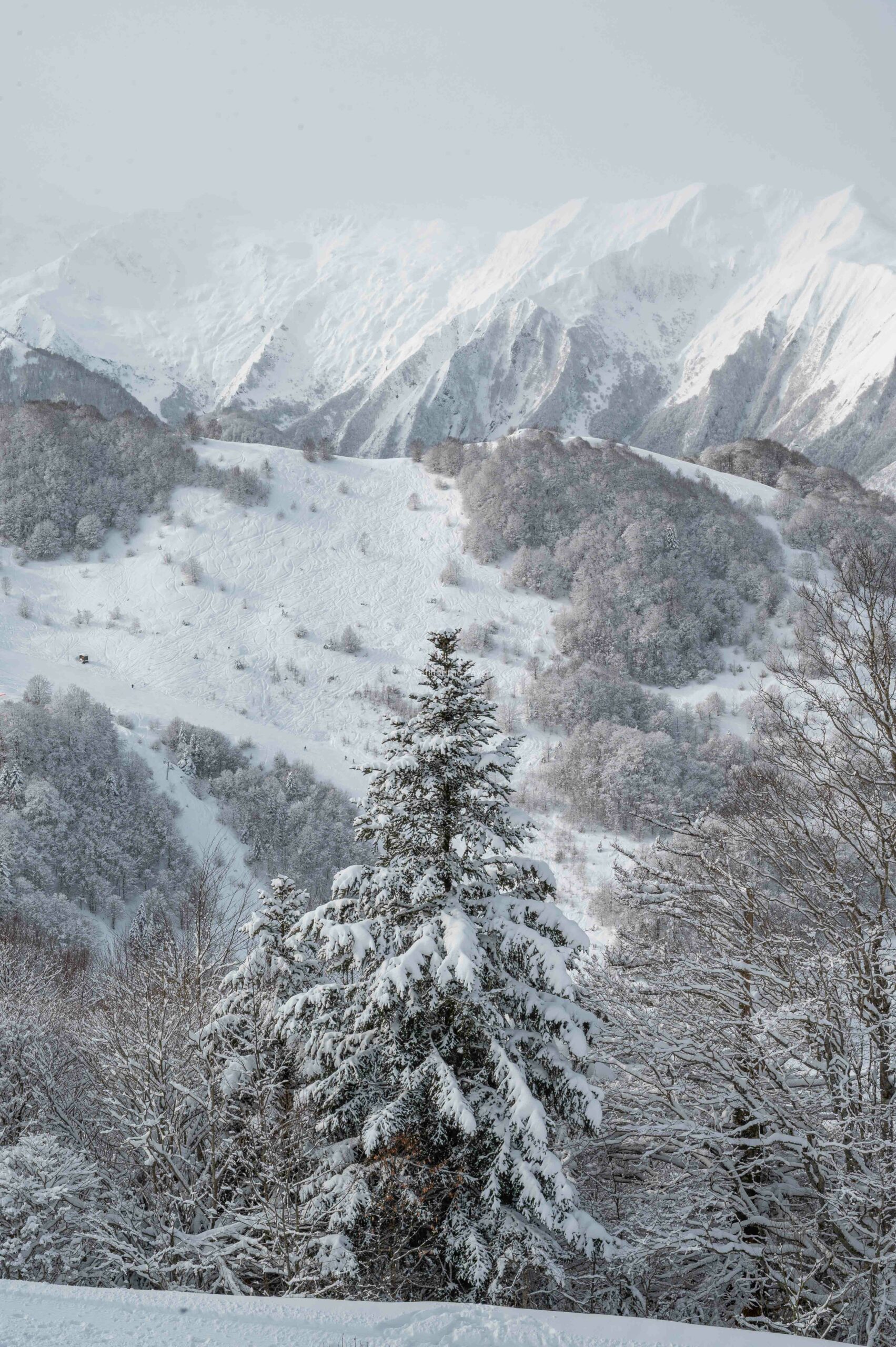 Photo sur les pistes de ski de la station de Guzet dans le Couserans 